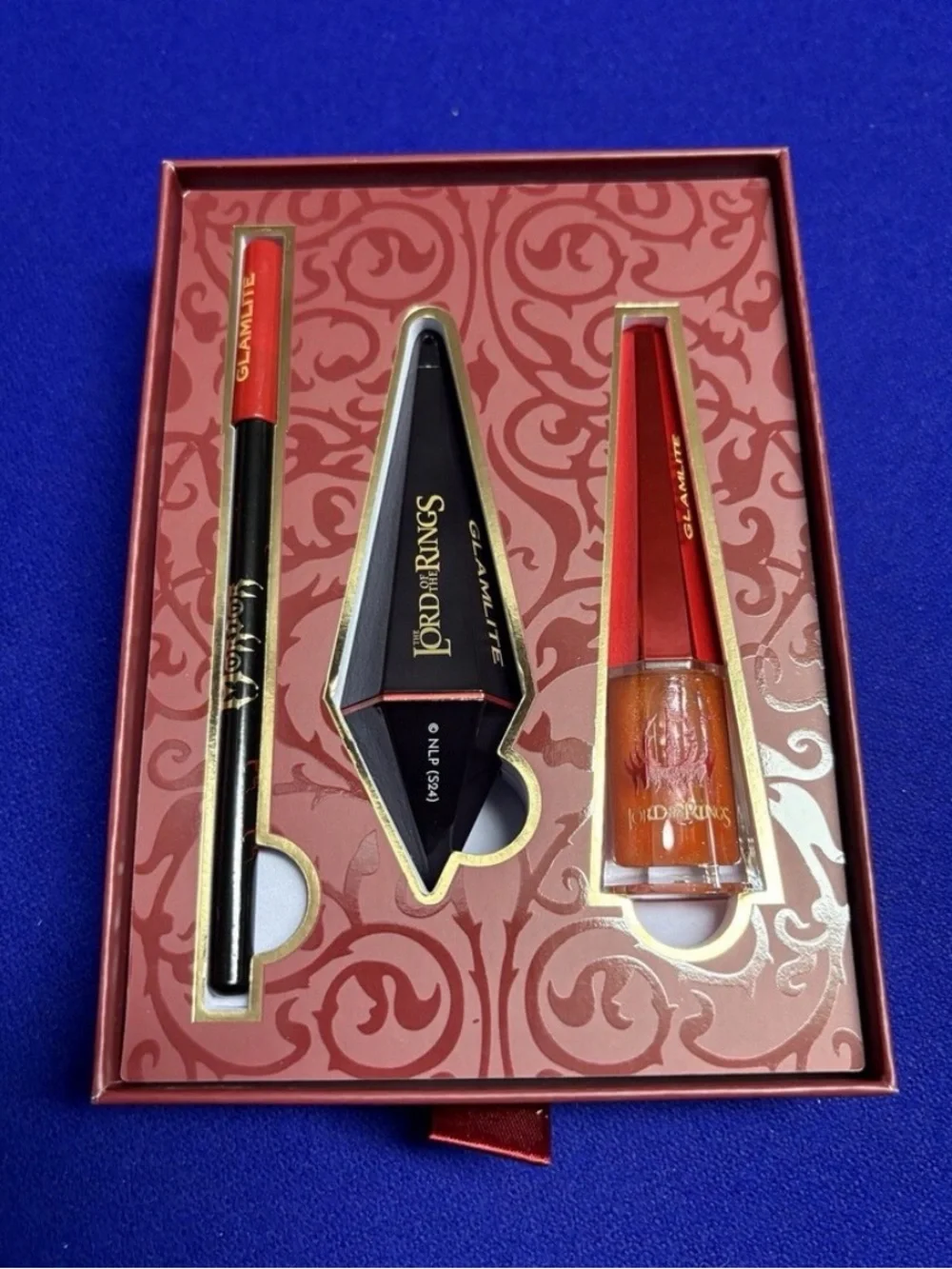 Glamlite red themed